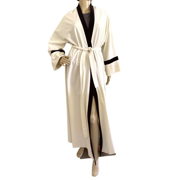 Vintage Vanity Fair Womens Size Large Long Cream Robe Elegant Old Hollywood - Picture 1 of 12
